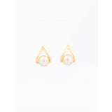 Modern Muse Pearl Earrings