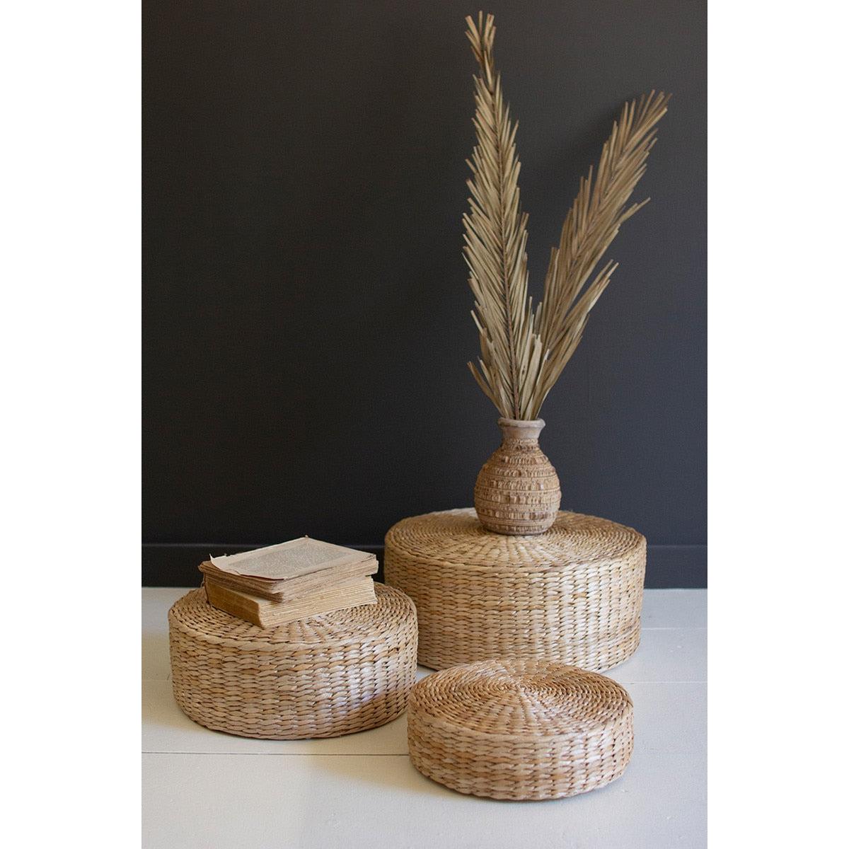 Medium Round Seagrass Riser